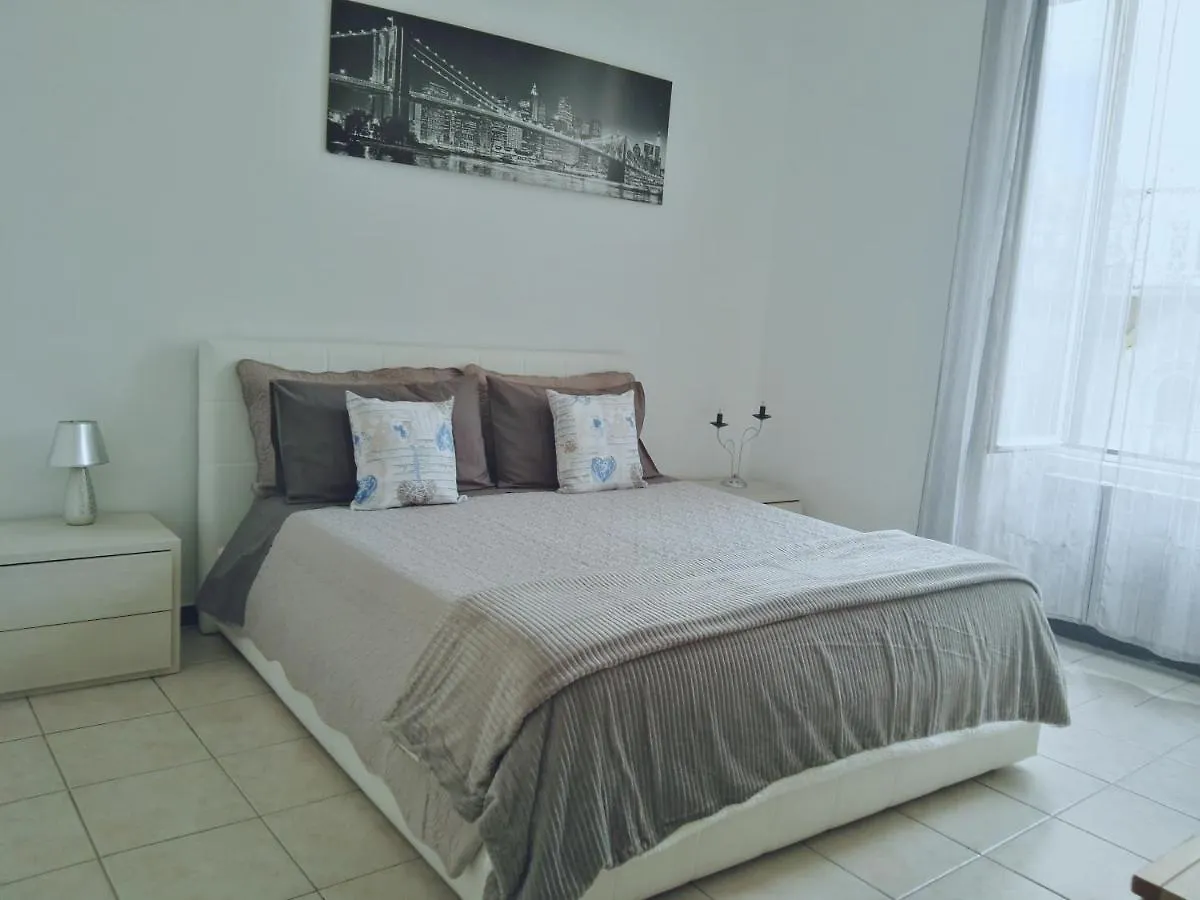 Appartamento La Casa Sulla Piazzetta Albenga