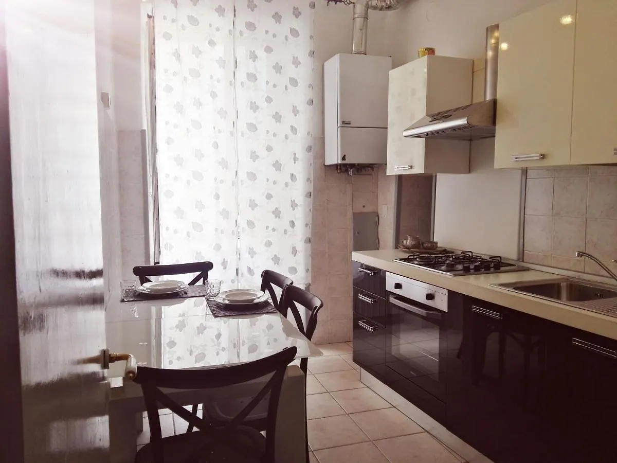 La Casa Sulla Piazzetta Apartment Albenga 0*,